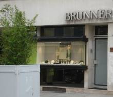 Ou trouver une bague de fiançailles en diamant pour une jeune femme à Nancy Nancy Joaillerie BRUNNER